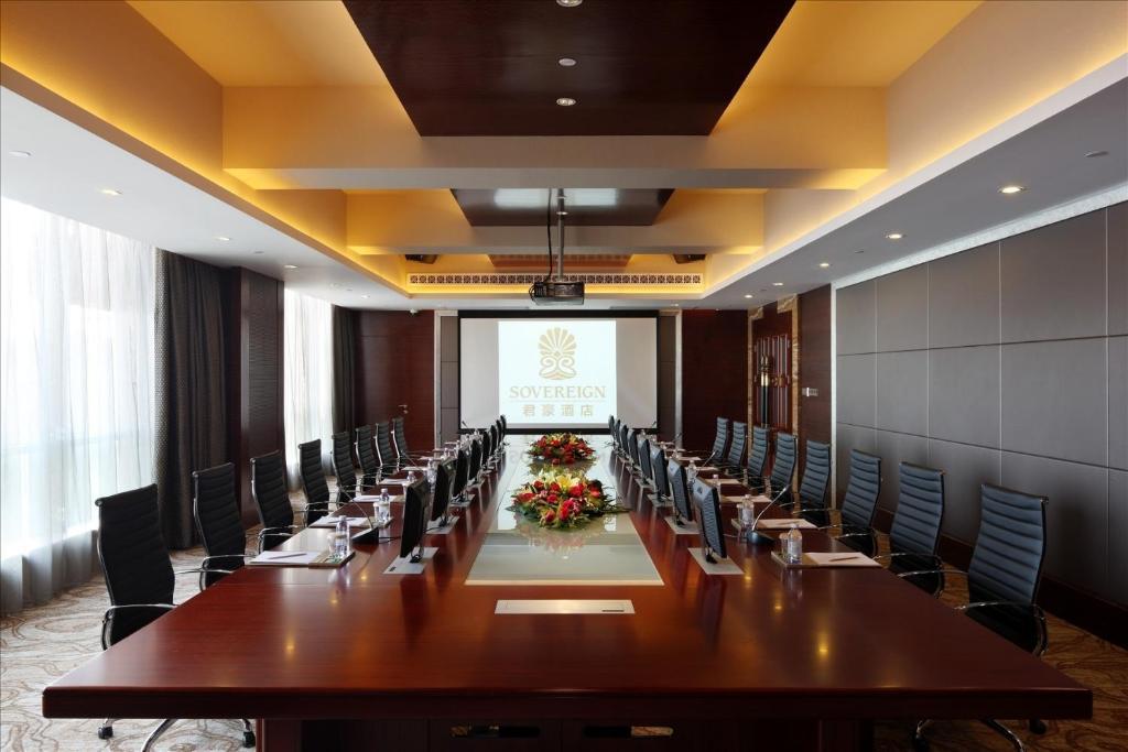Sovereign Hotel Trạm Giang Ngoại thất bức ảnh