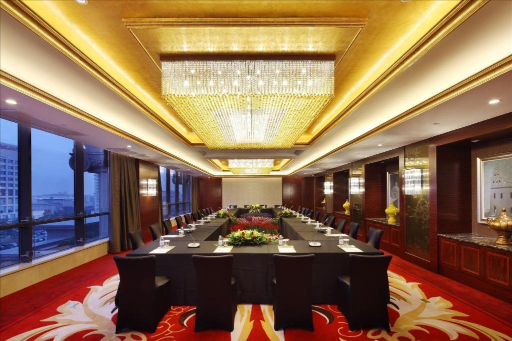 Sovereign Hotel Trạm Giang Ngoại thất bức ảnh